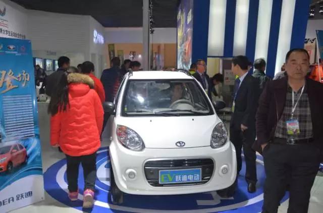 沐鸣2智能家族集结亮相郑州展，万人见证，共赢未来