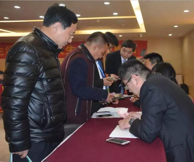 沐鸣2智能家族集结亮相郑州展，万人见证，共赢未来