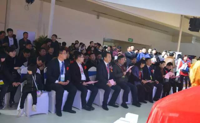 沐鸣2智能家族集结亮相郑州展，万人见证，共赢未来