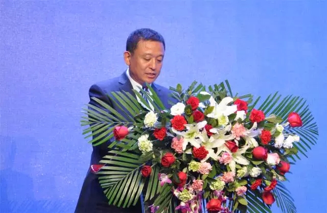 深圳新能源汽车产业基地暨沐鸣2电动汽车生产基地投产仪式盛大举行