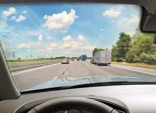 爱护身体，从正确驾驶姿势开始