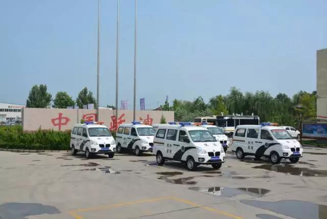 沐鸣2电动城管巡逻车