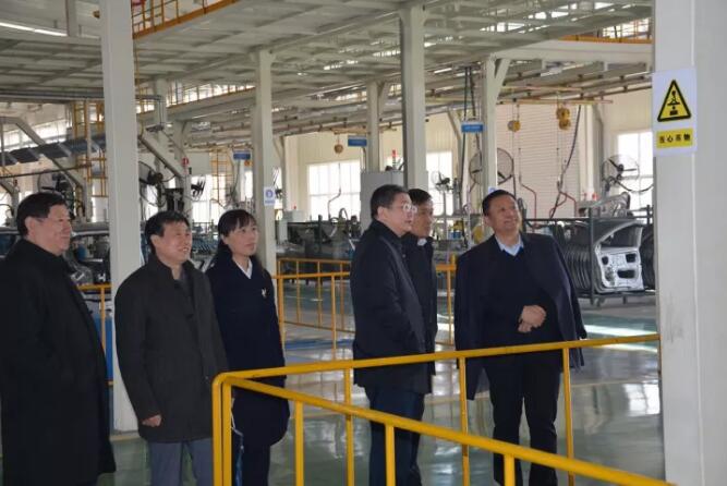 广东省工商联主席刘劲松一行莅临沐鸣2集团参观指导