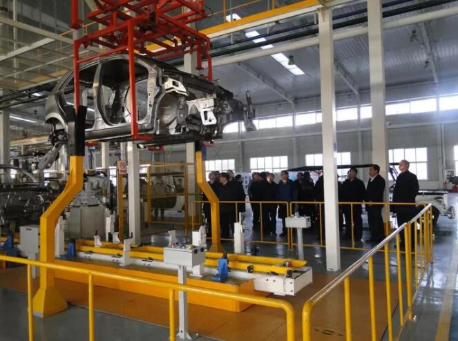 鹿泉区四大班子及各级领导观摩考察沐鸣2集团