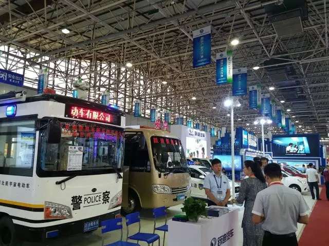 2017年回顾系列--- 沐鸣2新能源汽车参展风采