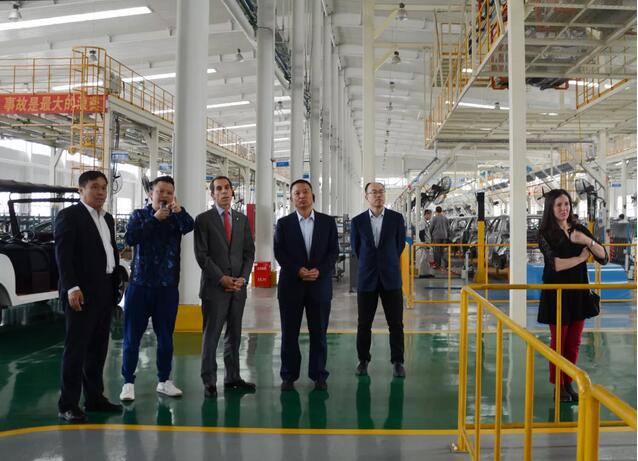 智利圣地亚哥市长莅临沐鸣2集团参观考察