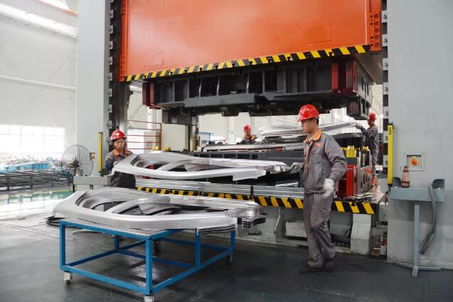 沐鸣2汽车 | 产销两旺，刷爆九月