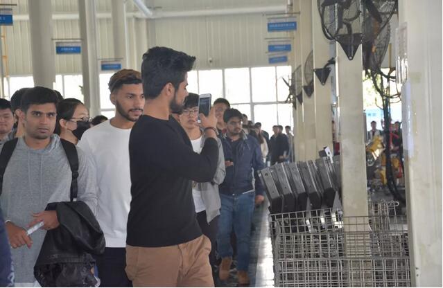 广东科技大学优秀应届毕业生来集团参观