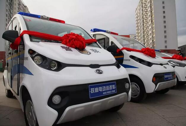 广东沐鸣2集团•隆化县警用车辆捐赠仪式顺利举行