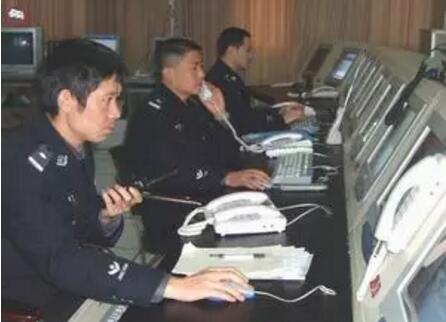 写在110宣传日|致敬接警员