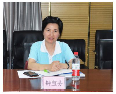 泰国驻华大使馆公使衔参赞钟宝芬莅临沐鸣2集团参观考察