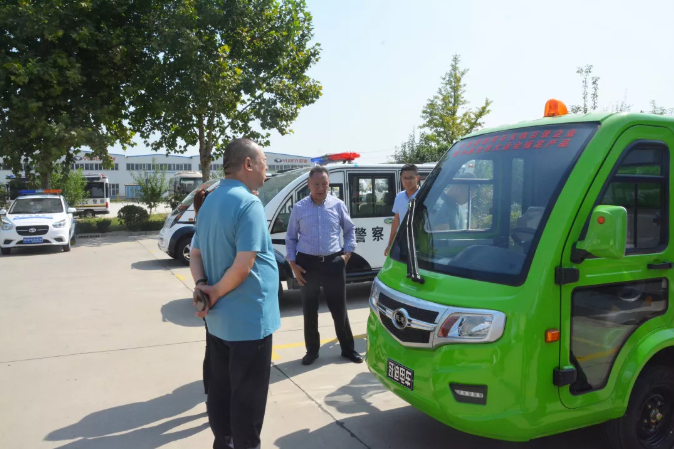蒙古国驻尼泊尔大使馆大使次登·晋美莅临沐鸣2集团实地参观考察