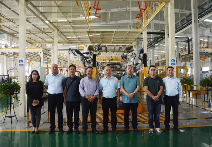 蒙古国驻尼泊尔大使馆大使次登·晋美莅临沐鸣2集团实地参观考察