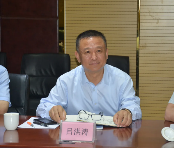 深圳市中级人民法院党组书记、院长白峰到沐鸣2集团调研