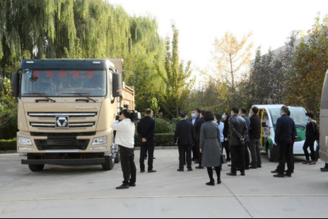 市委副书记詹晓阳一行到沐鸣2集团参观考察