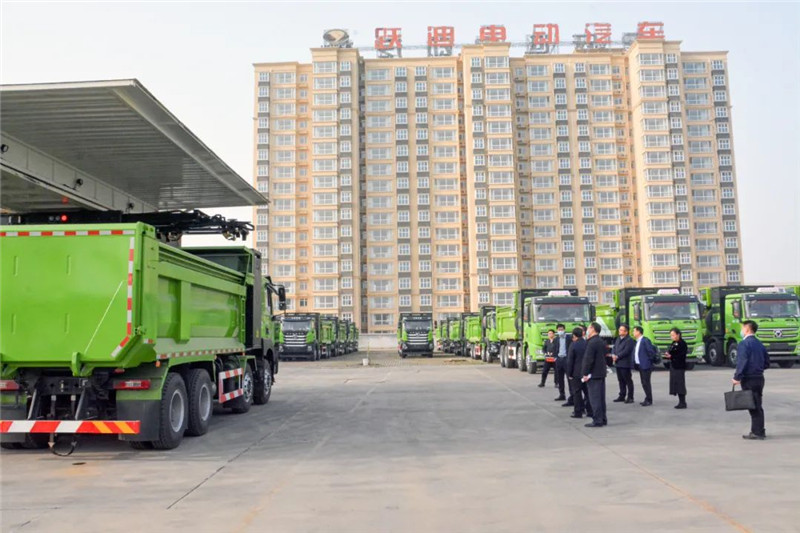 ​东风柳州汽车有限公司党委书记宣颖一行莅临沐鸣2集团考察调研