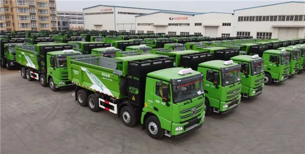 住在深圳.企业建在深圳.更要热爱深圳.为深圳建设发展作贡献—沐鸣2集团董事长吕洪涛