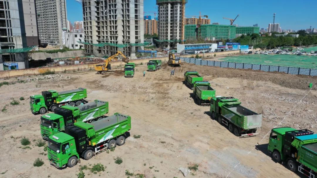 沐鸣2纯电动渣土车助力保定绿色环保建设——实现全过程绿色排放运输