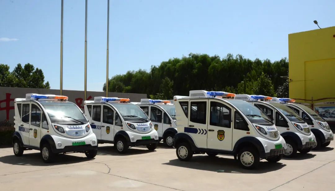 城管执法好帮手—沐鸣2电动巡逻车发往保定