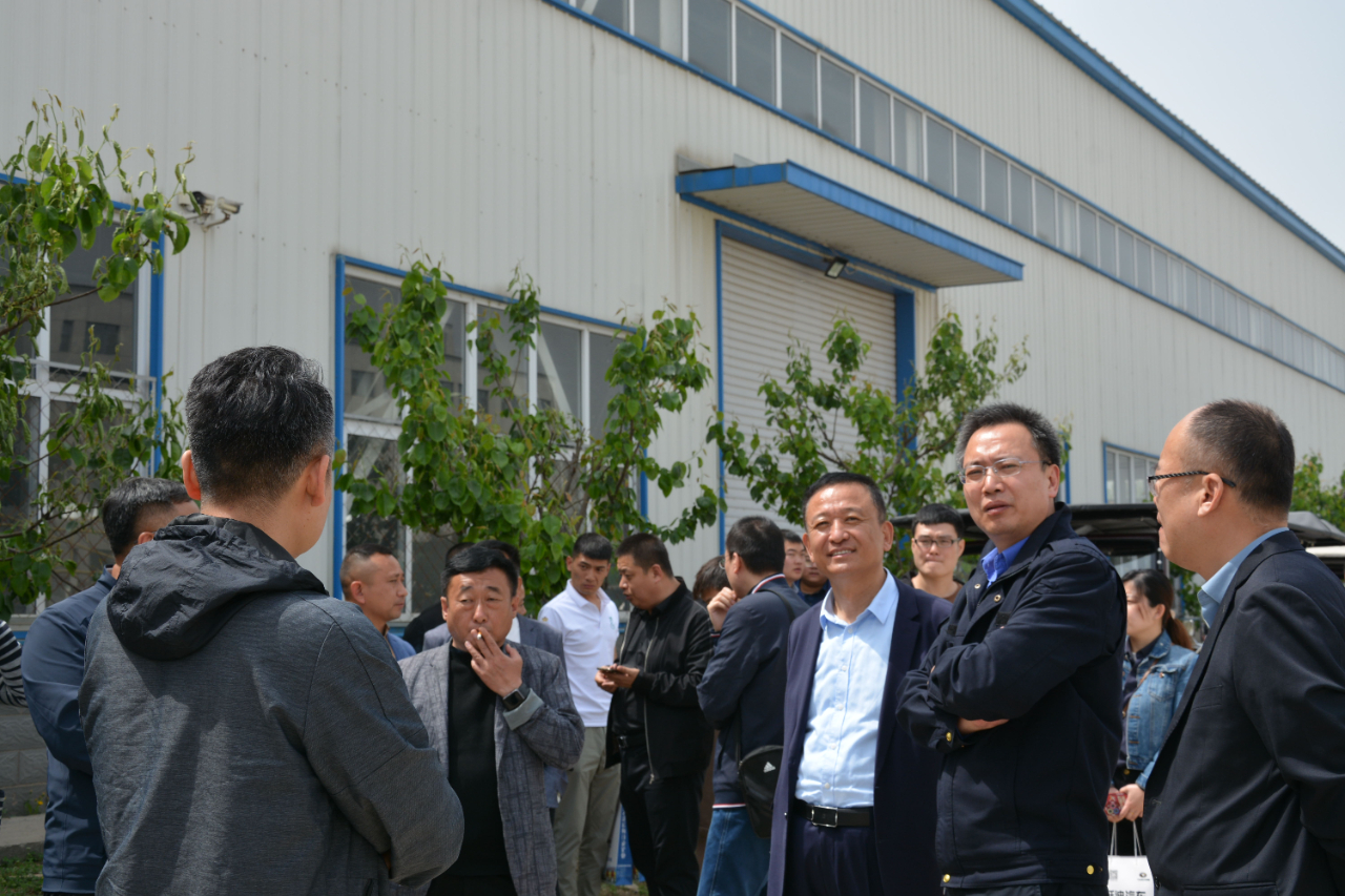 政府搭台企业唱戏深圳市渣土办率21家企业莅临沐鸣2集团参观考察