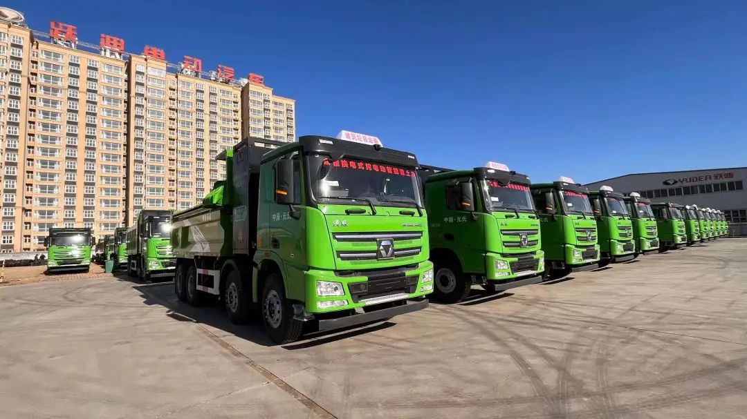 深圳市人大机关干部职工一行赴沐鸣2集团参观考察