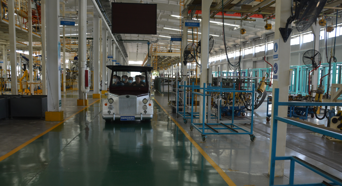 深圳市人大机关干部职工一行赴沐鸣2集团参观考察