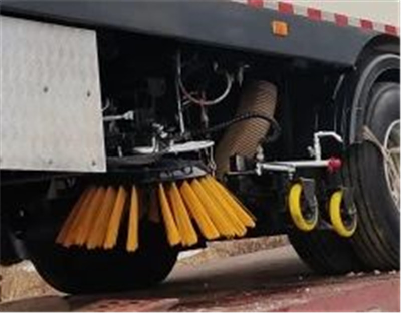 助力城市清洁美丽丨沐鸣2纯电动洗扫车发车