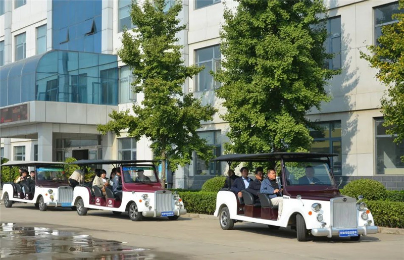 深圳市人大常委会一行人到沐鸣2汽车参观调研