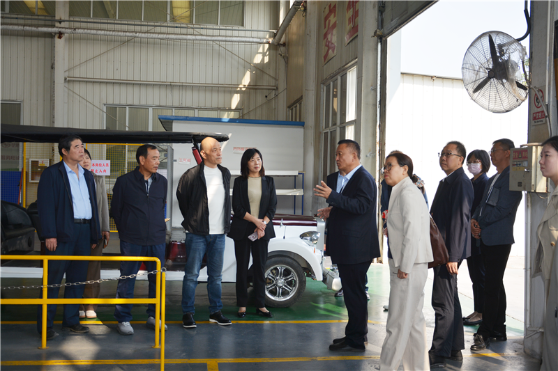 深圳市人大常委会一行人到沐鸣2汽车参观调研