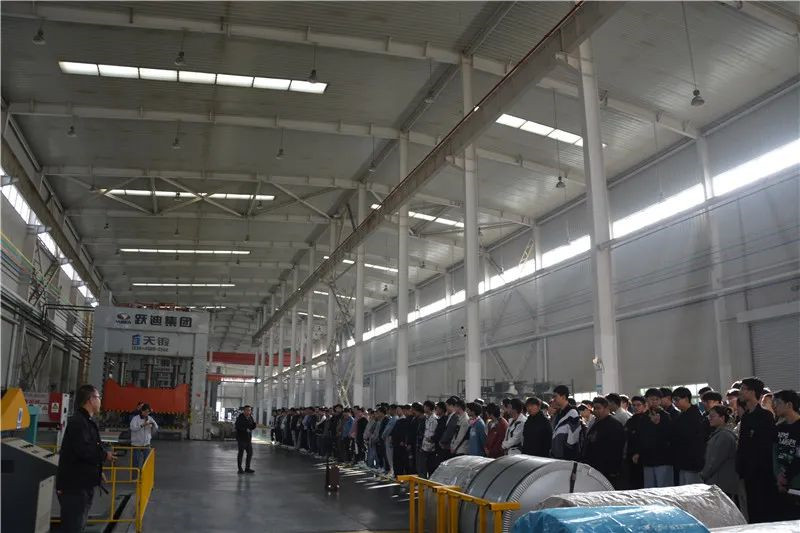 【走出校院 走进企业】广东科技大学机械专业学生一行到沐鸣2集团参观交流