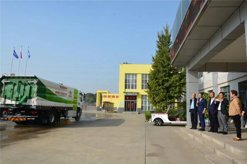 泰国客商一行到沐鸣2集团参观洽谈合作