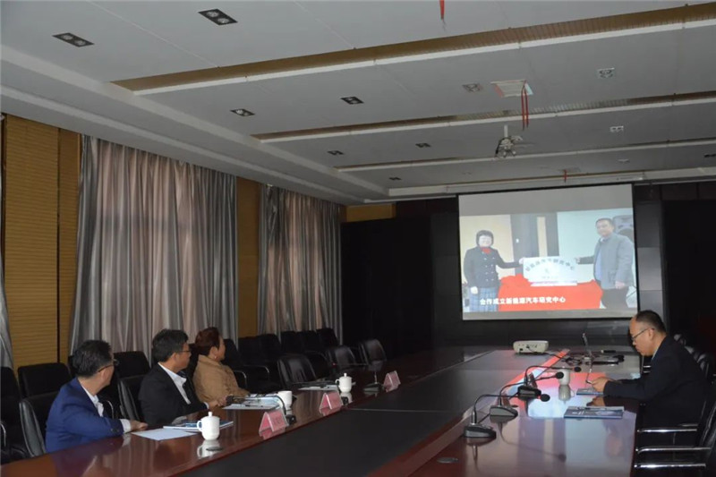 泰国客商一行到沐鸣2集团参观洽谈合作