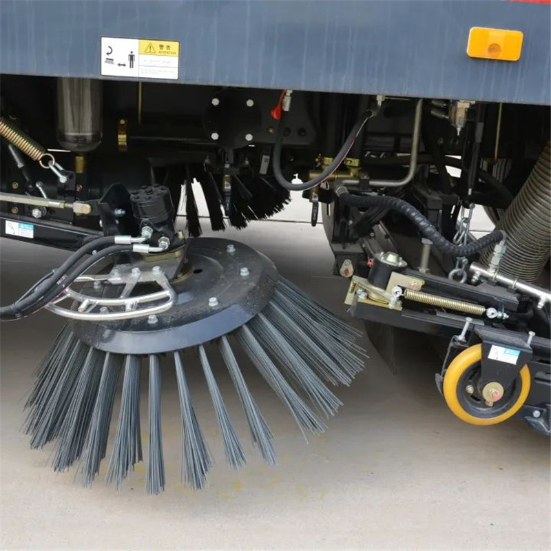 共创生态家园丨沐鸣2新能源环卫车发往河南