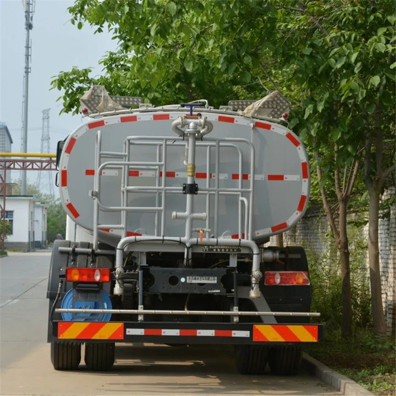 共创生态家园丨沐鸣2新能源环卫车发往河南