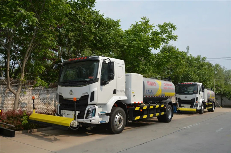 重磅消息丨工信部等八部门在15个城市启动首批公共领域车辆全面电动化先行区试点