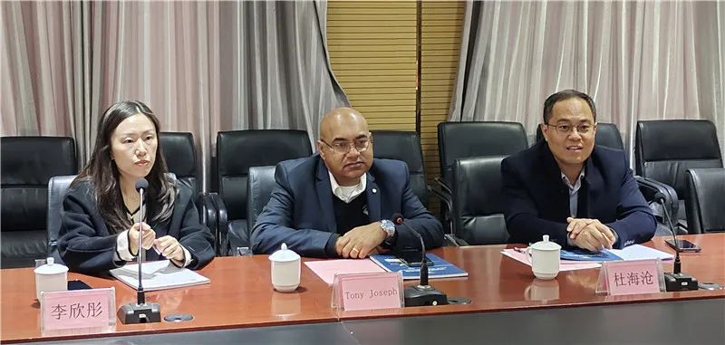 美国客商一行到沐鸣2集团参观考察