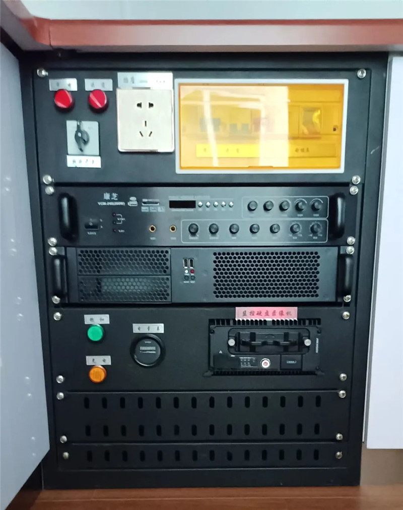 沐鸣2拖挂式房车服务中心