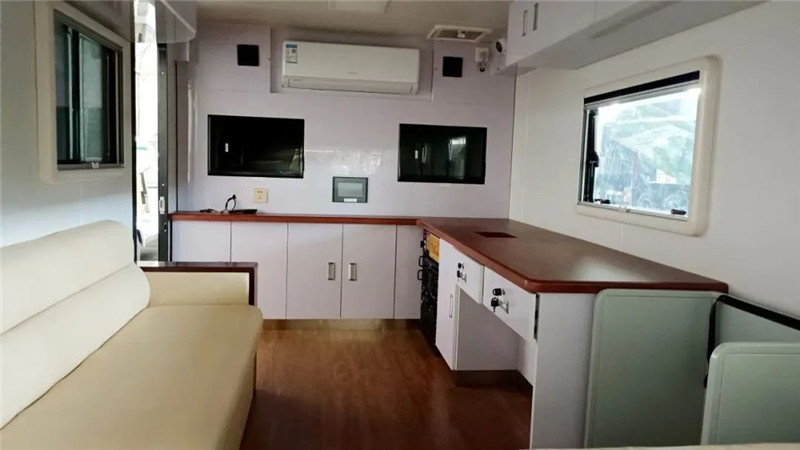 沐鸣2拖挂式房车服务中心