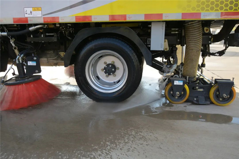 助力环境清洁好帮手丨沐鸣2小型洗扫车