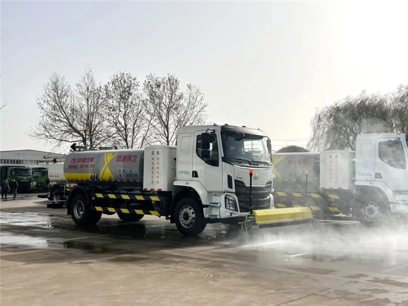 低碳环保 除霾降尘丨沐鸣2新能源多功能抑尘车、清洗车强强组合