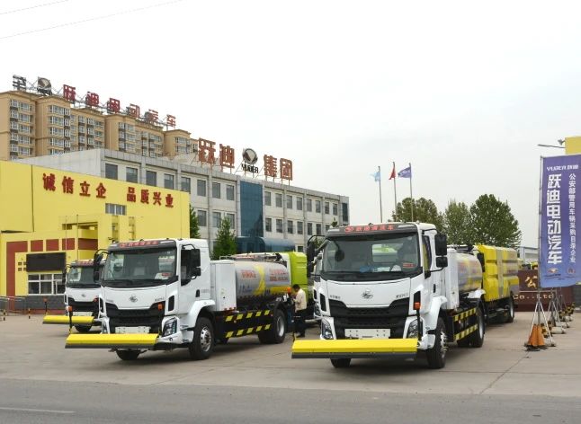 打造清新城市的秘密武器—沐鸣2纯电动高压清洗车