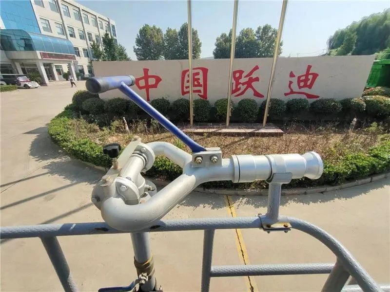 沐鸣2集团新能源高压清洗车——共创绿色城市