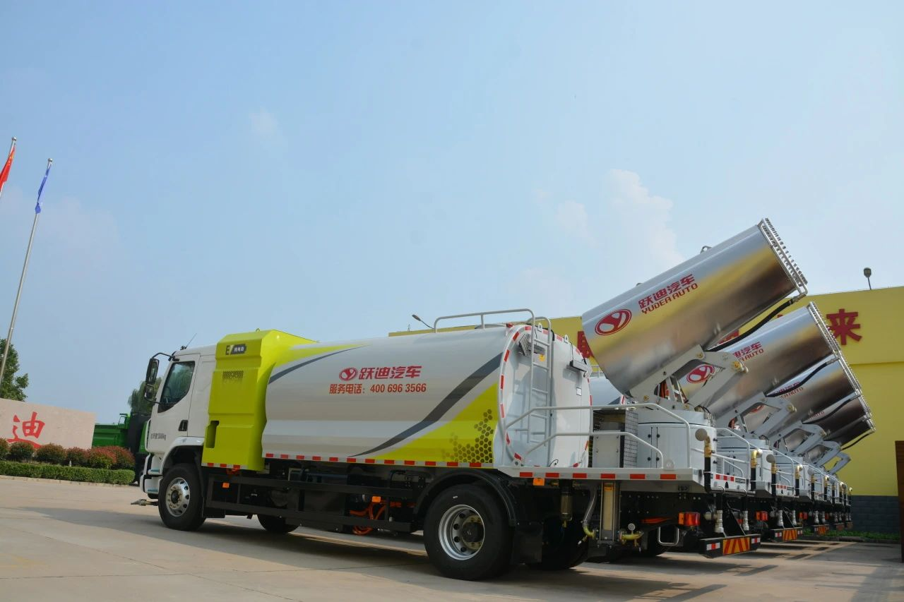 沐鸣2集团园林绿化粉碎车--城市园林小助手