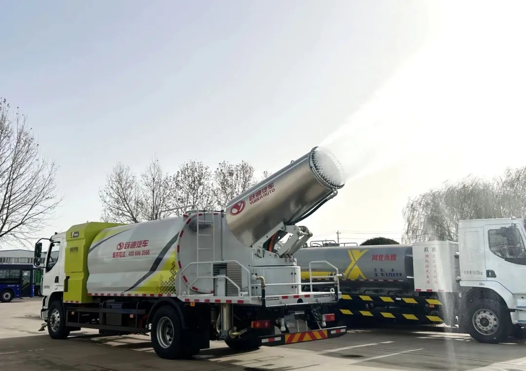 “空气精灵”-沐鸣2新能源多功能雾炮车