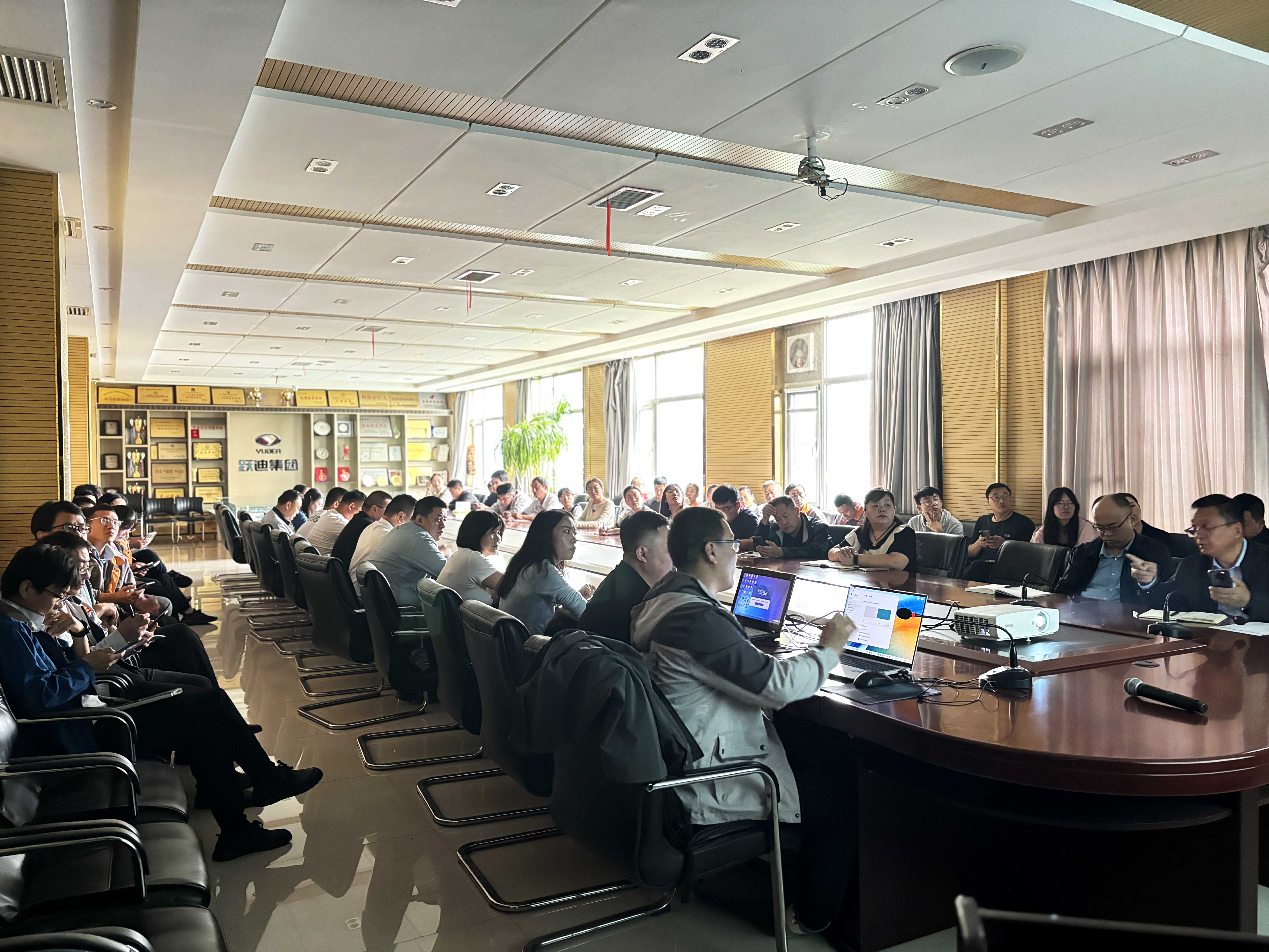 沐鸣2集团“员工素养”培训会圆满召开