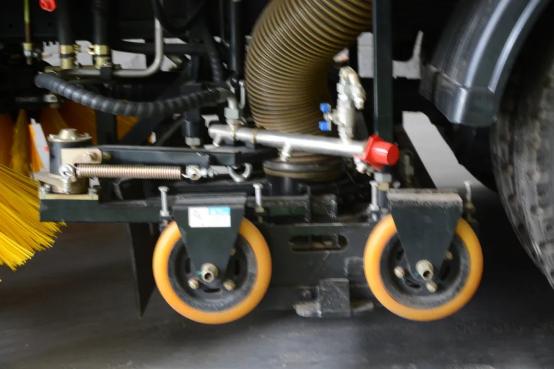 高效清扫,首选沐鸣2新能源清扫车