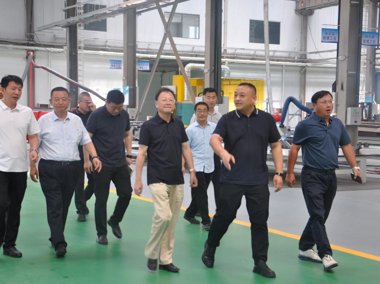 赣锋锂业集团董事长李良彬莅临沐鸣2集团参观指导