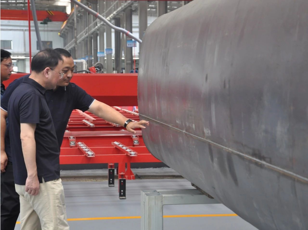 赣锋锂业集团董事长李良彬莅临沐鸣2集团参观指导