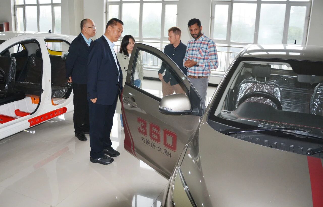 沐鸣2汽车迎坦桑尼亚客商考察，加速新能源汽车国际化布局